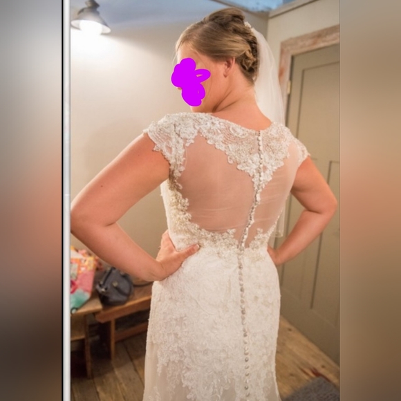 Justin Alexander wedding dress style 9733 size 20 - Picture 4 of 12